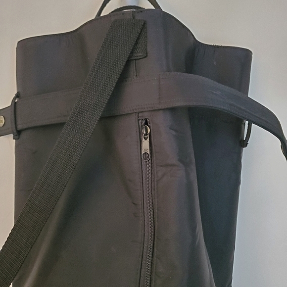 Jil Sander Urban Jungle Minimalist Black One-Strap Backpack - Picture 6 of 16